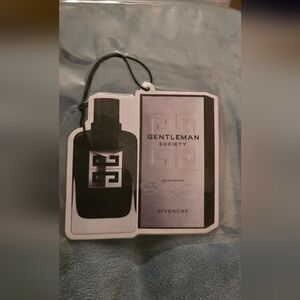 GIVENCHY CAR FRESHIE